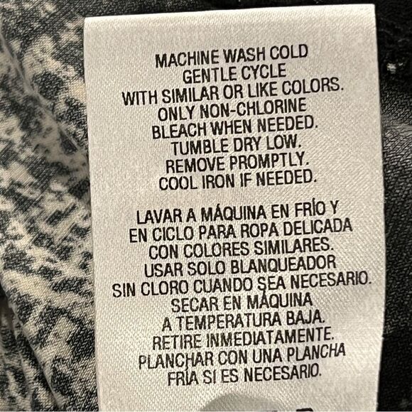 Covington Black and White Long Sleeve fake wrap Dress size extra large - Picture 11 of 14